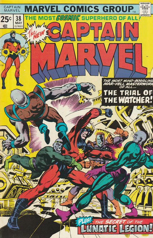 CAPTAIN MARVEL #38 - MARVEL COMICS - MAY 1975 (8.0-8.5)